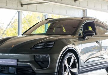 Porsche Macan 8.800 km 101.880 &euro; Friedrichshafen 88045