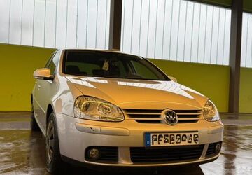 VW Golf 130.000 km 4.300 &euro; Friedrichshafen 88045