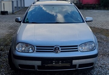 VW golf 4 300.000 km 1.200 &euro; Tettnang 88069
