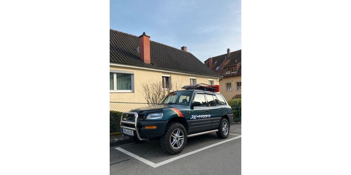 Toyota RAV 4 199.999 km 10.000 &euro; Konstanz 78464
