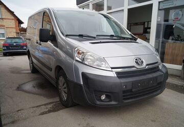 Toyota Proace (Verso) 100.000 km 5.990 &euro; Meckenbeuren 88074