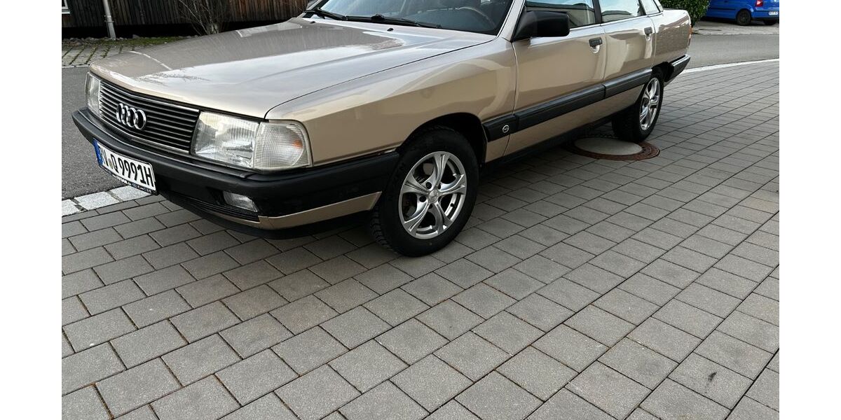 Audi 100 168.000 km 7.000 &euro; Berg 88276