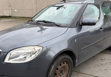 Skoda Roomster 187.500 km 2.690 &euro; Friedrichshafen 88045