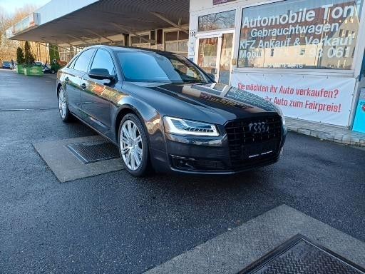 Audi A8 128.517 km 32.900 &euro; Tettnang 88069