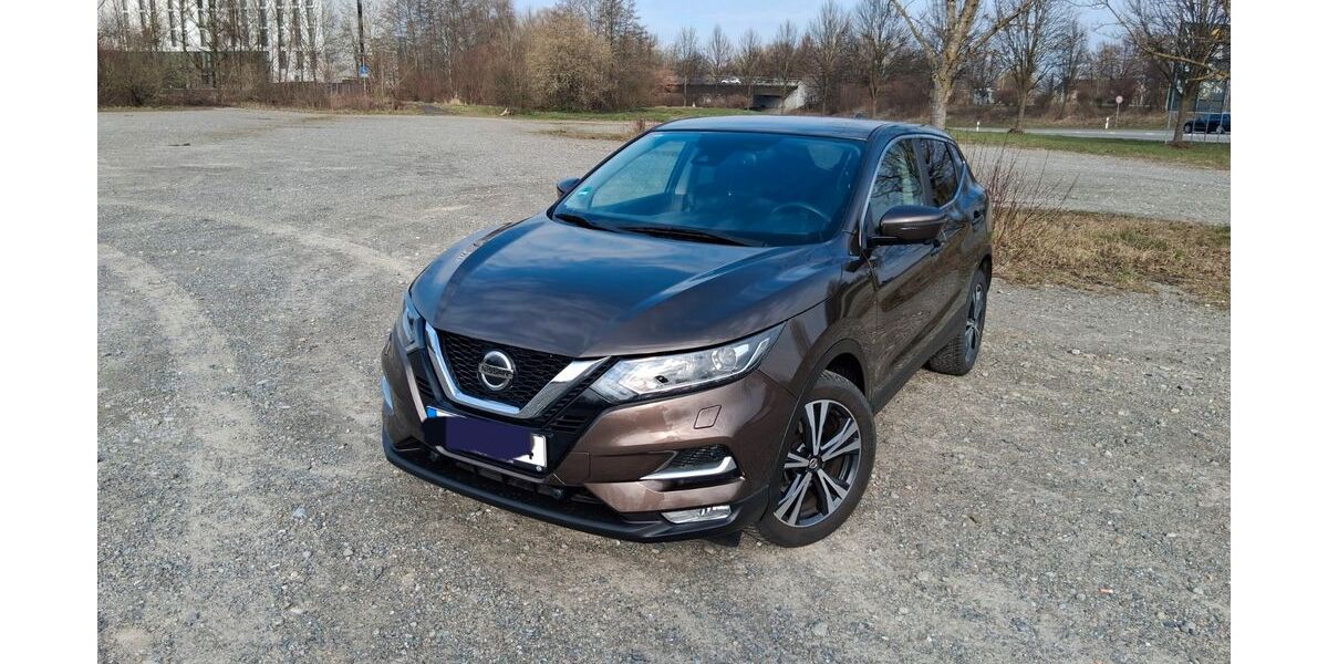 Nissan Qashqai 32.300 km 16.000 &euro; Friedrichshafen 88046
