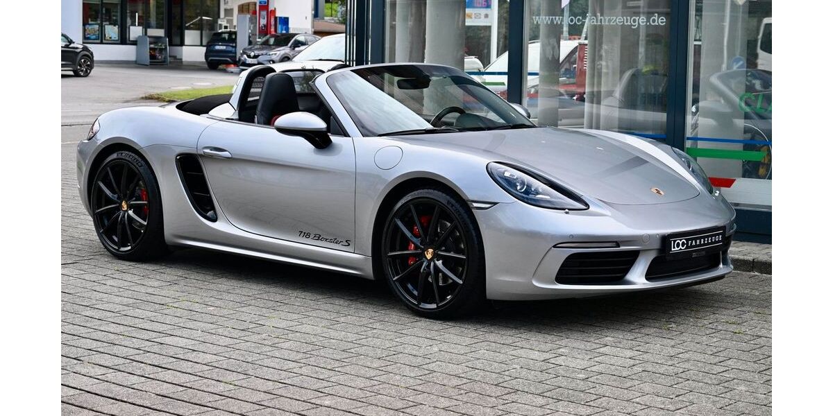 Porsche Boxster 31.065 km 62.900 &euro; Uhldingen 88690