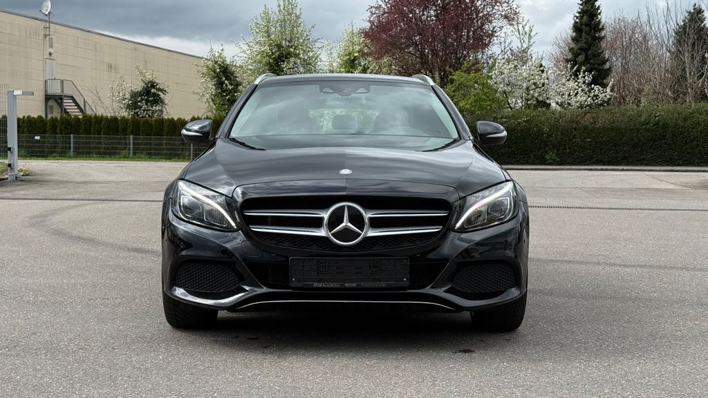 Mercedes-Benz C 250 133.359 km 18.490 &euro; Meckenbeuren 88074