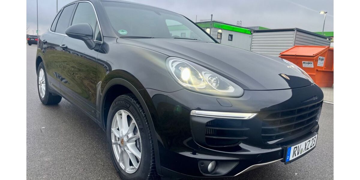 Porsche Cayenne 279.000 km 22.700 &euro; Friedrichshafen 88048