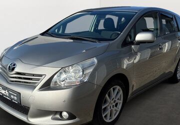 Toyota Verso 106.000 km 10.480 &euro; Friedrichshafen 88046