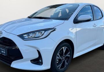 Toyota Yaris 2.000 km 24.290 &euro; Friedrichshafen 88046