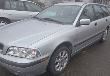 Volvo V40 186.000 km 3.599 &euro; Friedrichshafen 88046