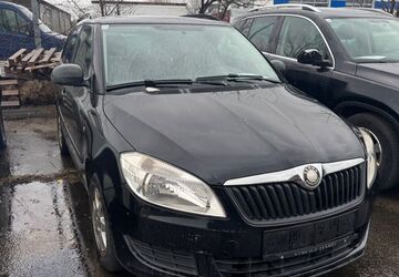 Skoda Fabia 197.423 km 799 &euro; weingarten 88250