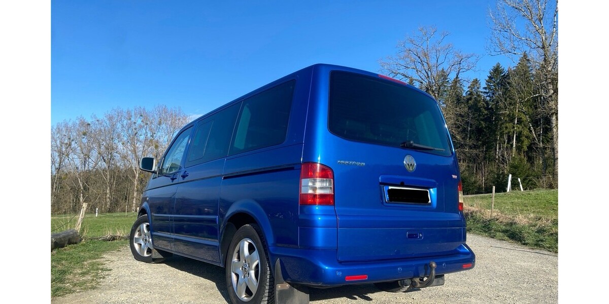 VW T5 Multivan 229.000 km 15.000 &euro; Markdorf 88677
