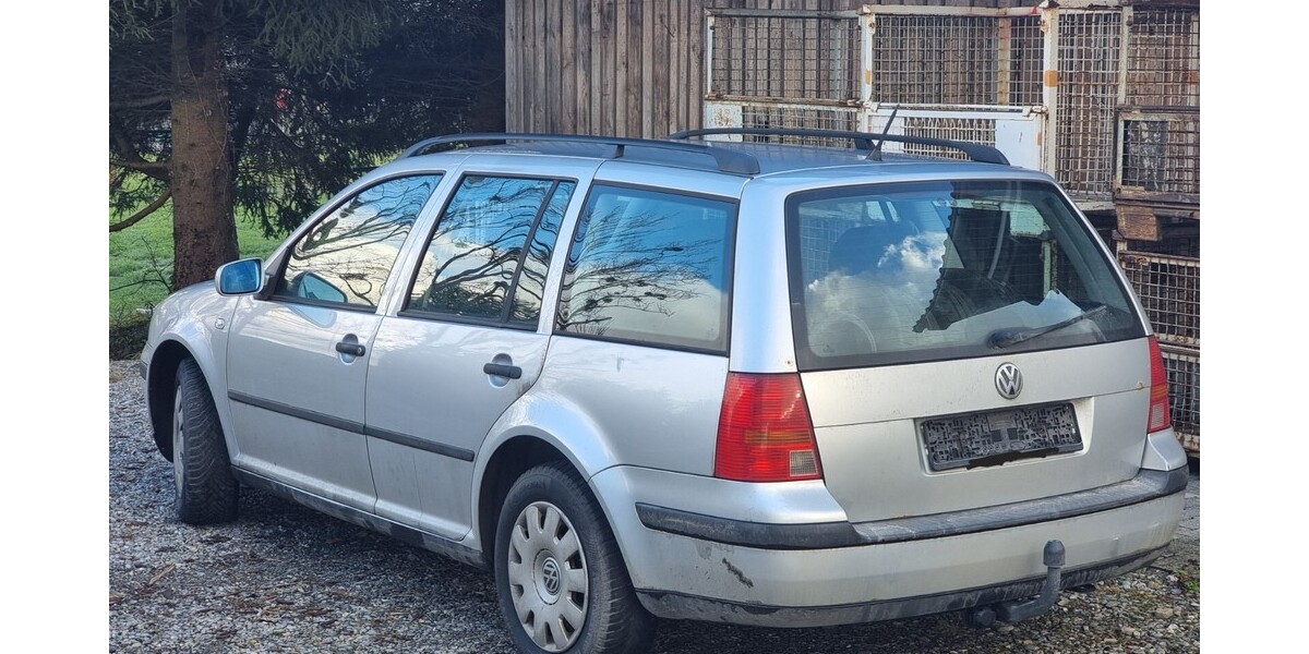 VW golf 4 300.000 km 1.200 &euro; Tettnang 88069