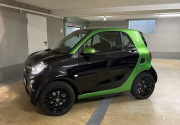 Smart ForTwo 18.700 km 8.500 &euro; Friedrichshafen 88048