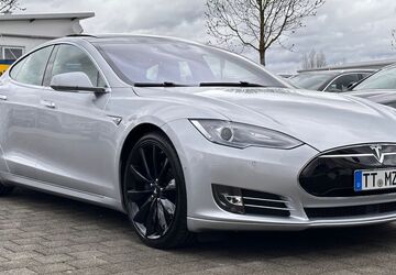 Tesla Model S 120.000 km 33.900 &euro; Friedrichshafen 88045