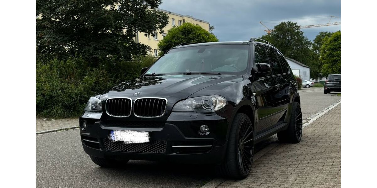 BMW X5 265.000 km 9.400 &euro; Konstanz 78467