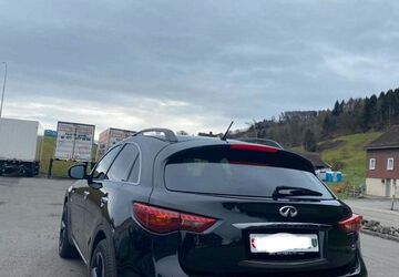 INFINITI QX70 129.000 km 13.500 &euro; Lindau 88131