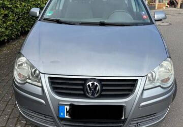 VW Polo 127.000 km 2.700 &euro; Konstanz 78467