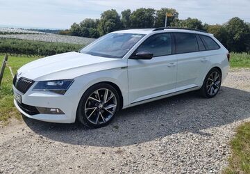 Skoda Superb 128.000 km 21.500 &euro; Friedrichshafen 88048