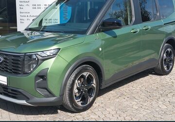 Ford Tourneo Courier 3.700 km 27.490 &euro; Überlingen 88662