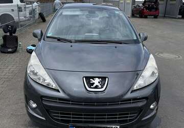 Peugeot 207 166.000 km 2.350 &euro; Friedrichshafen, Stadt 88046