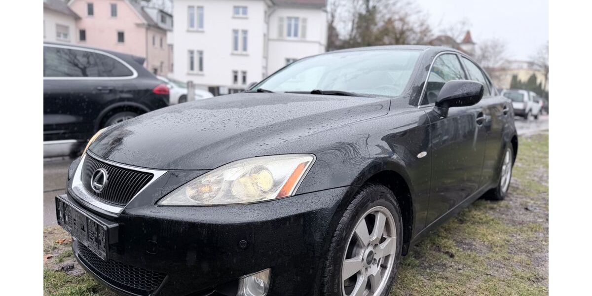 Lexus IS 220 200.000 km 4.999 &euro; Friedrichshafen 88048