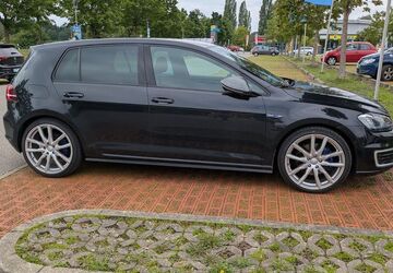 VW Golf 149.900 km 12.699 &euro; Friedrichshafen 88048