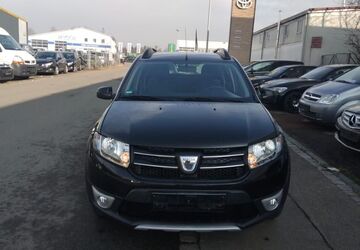 Dacia Sandero 165.000 km 3.699 &euro; Weingarten 88250