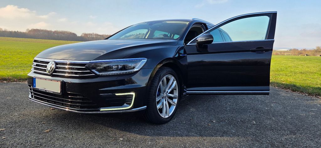 VW Passat Variant 144.300 km 15.000 &euro; Uhldingen 88690