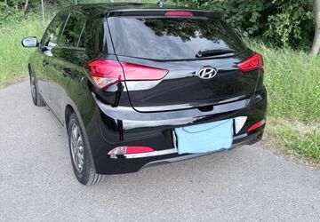 Hyundai i20 54.500 km 11.000 &euro; Friedrichshafen 88048