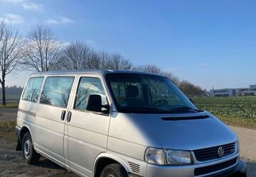 VW T4 Caravelle 297.278 km 10.500 &euro; Konstanz 78467