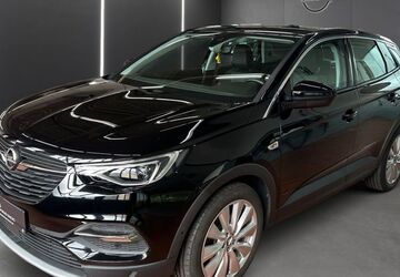 Opel Grandland (X) 72.700 km 17.990 &euro; Friedrichshafen 88046