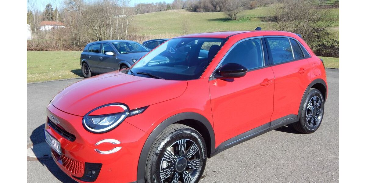 Fiat 600 7.400 km 23.290 &euro; Bermatingen 88697