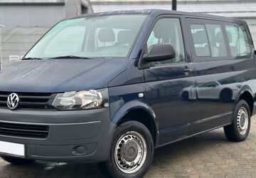 VW T5 Transporter 211.000 km 10.999 &euro; Friedrichshafen 88045