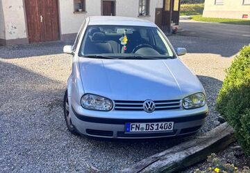 VW Golf 163.000 km 1.200 &euro; Friedrichshafen 88048