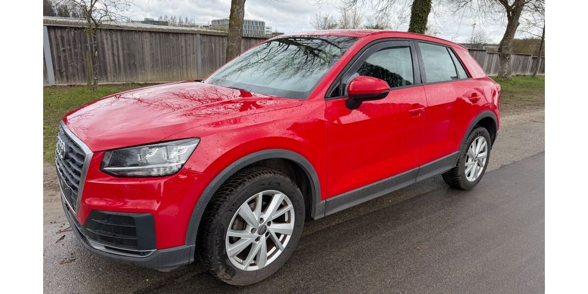 Audi Q2 161.000 km 12.400 &euro; Ravensburg 88213