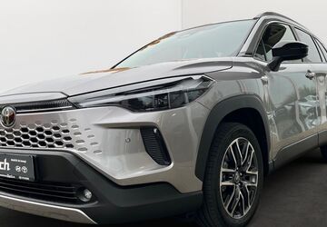 Toyota Corolla Cross 5.000 km 38.820 &euro; Überlingen 88662