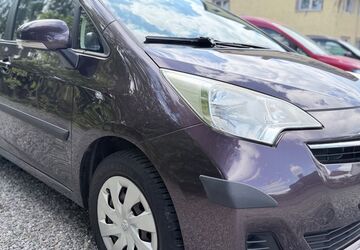 Toyota Verso-S 159.000 km 4.250 &euro; Friedrichshafen 88048
