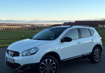 Nissan Qashqai 110.000 km 8.500 &euro; Friedrichshafen 88045