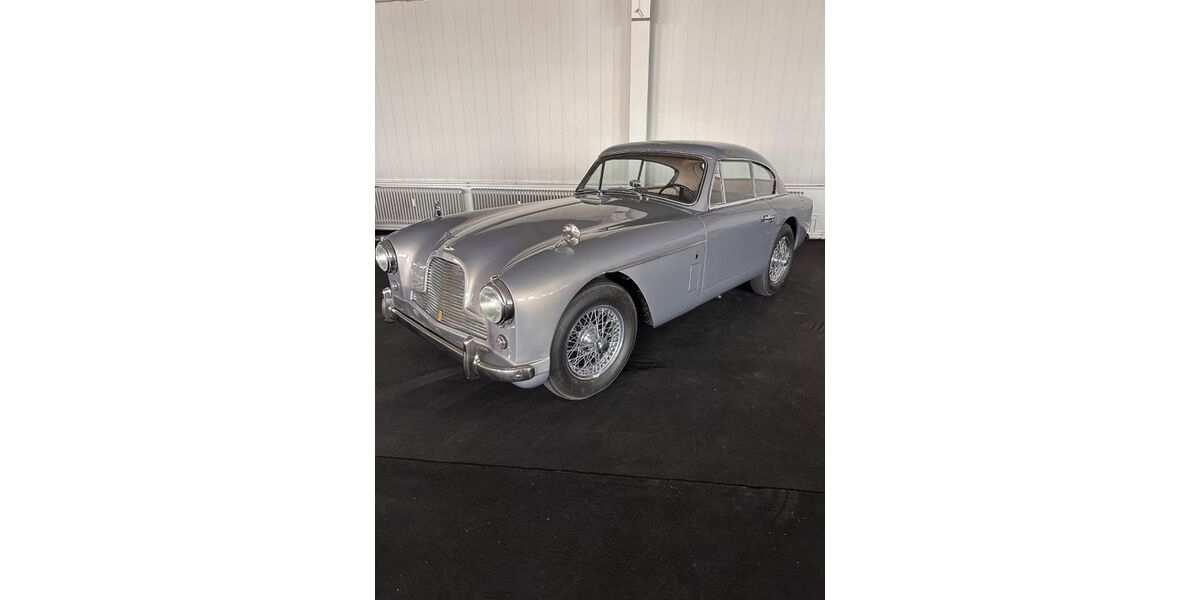 Aston Martin Andere 71.200 km 244.000 &euro; Vogt 88267