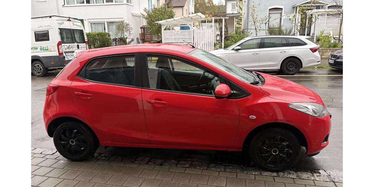 Mazda 2 208.067 km 1.990 &euro; Konstanz 78467