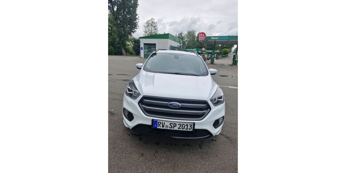 Ford Kuga 111.000 km 17.000 &euro; Ravensburg 88214