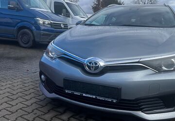 Toyota Auris 339.000 km 4.990 &euro; Baindt/Schachen 88255