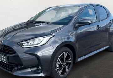 Toyota Yaris 2.500 km 25.970 &euro; Friedrichshafen 88046