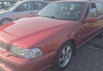 Volvo V70 318.000 km 9.999 &euro; Friedrichshafen 88046